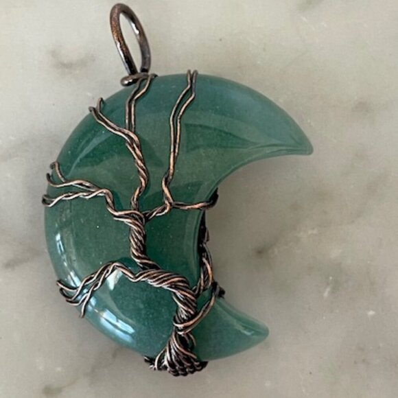 Tree of Life Moon Pendant Copper Wire Wrapped Green - Picture 3 of 12
